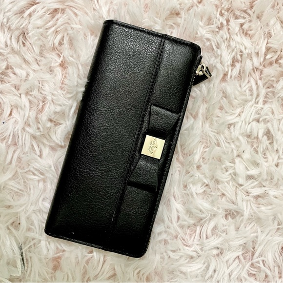Kate Spade Wallet - Picture 1 of 7
